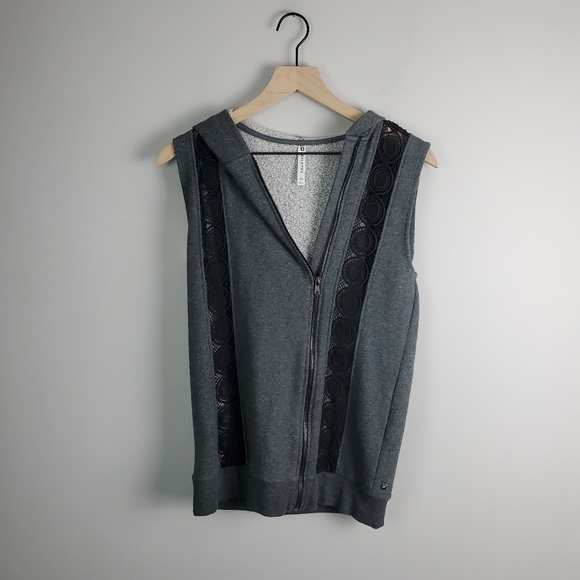 Fabletics Black and Gray Saige Vest Hoodie Soft Women - Picture 4 of 11